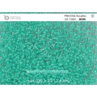 Бисер [38358] прозрачный с зелёной линией  6/0